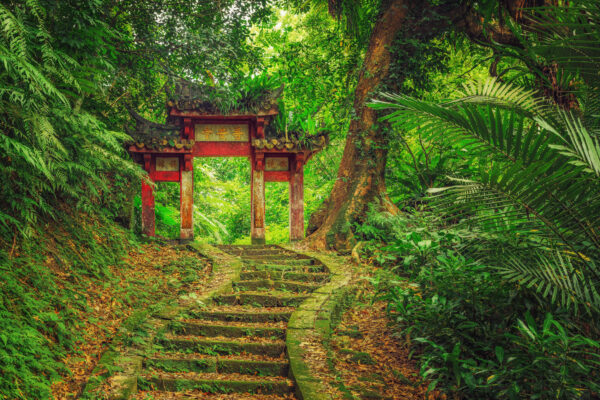 ...old gate of a former budhist temple in taiwan. -