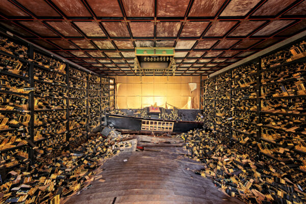 ..abandoned japanese shrine with thousand of mortuary tablets.. -