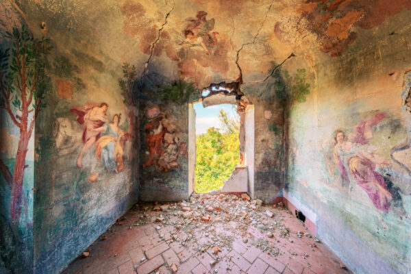 ...just a room in danger of collapsing -