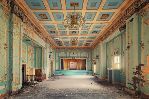 abandoned club in uk -