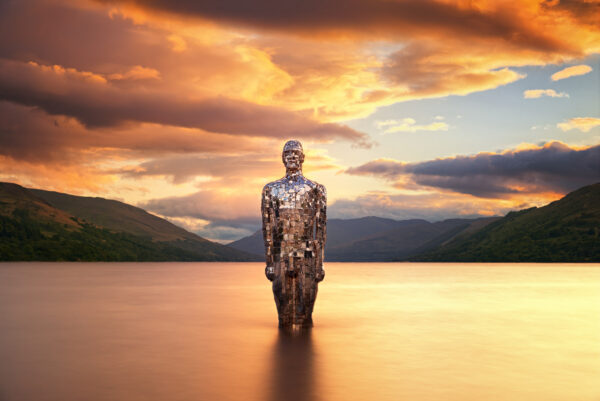 mirror man sculpture from rob mulholland -