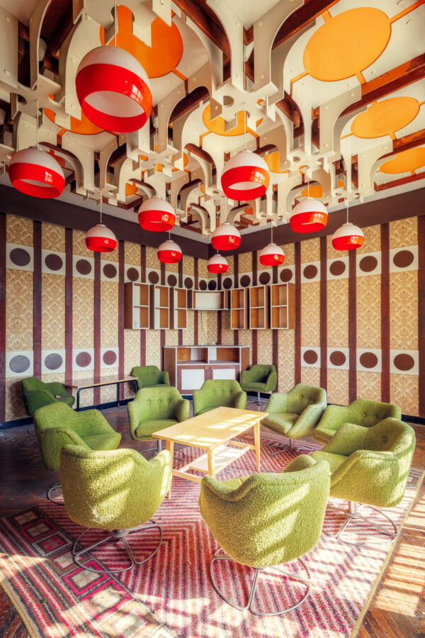 I found this beautiful room in an abandoned villa -