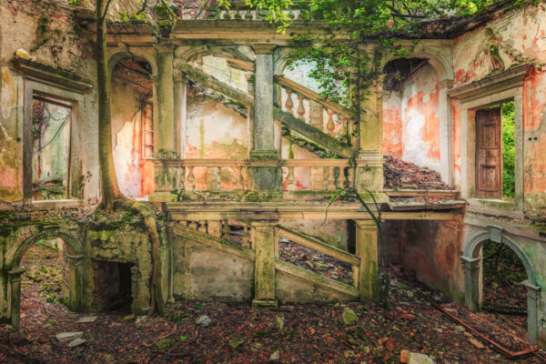the beauty of this villa can still be seen despite its severe decay -