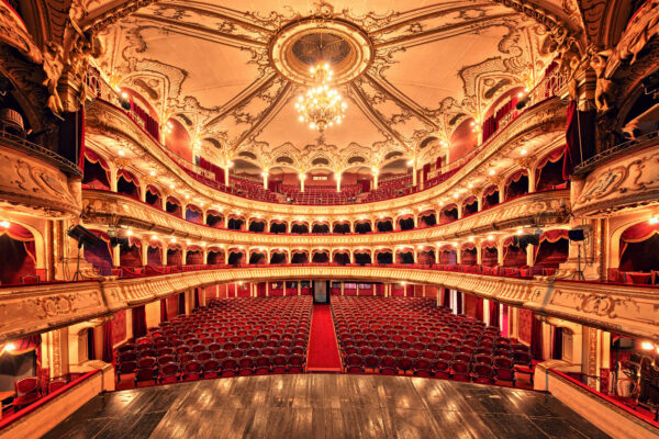 stage flying in a opera -