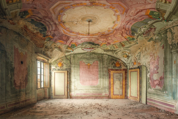 ..despite the decay creeping through the walls the fresco's beauty endures, a poignant reminder of the villa's past grandeur -