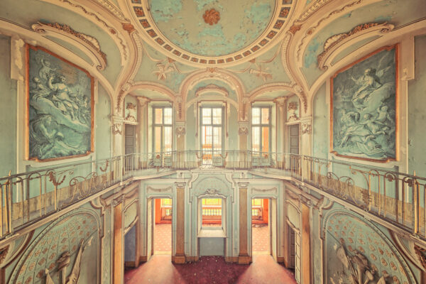 ..a another abandoned beauty -