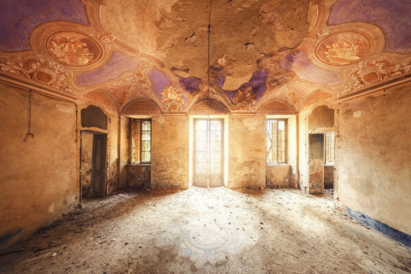 I first wandered these halls in 2014 but missed the chance to capture this room. Eleven years on, its quiet magic still lingers in the fading light.