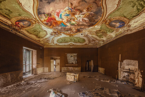 ..an abandoned room where time stands still, crowned by frescoes celebrating feminine beauty and grace.